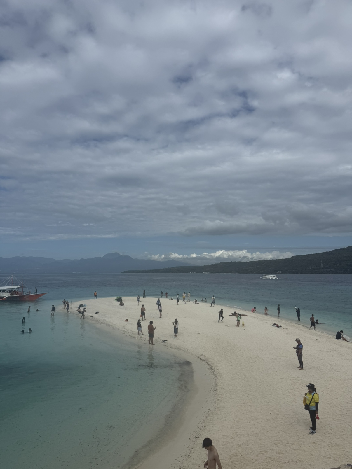 ツマログ滝の水しぶき